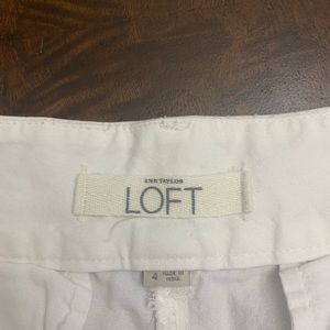 Ann Taylor Loft white chino shorts sz 4 EUC